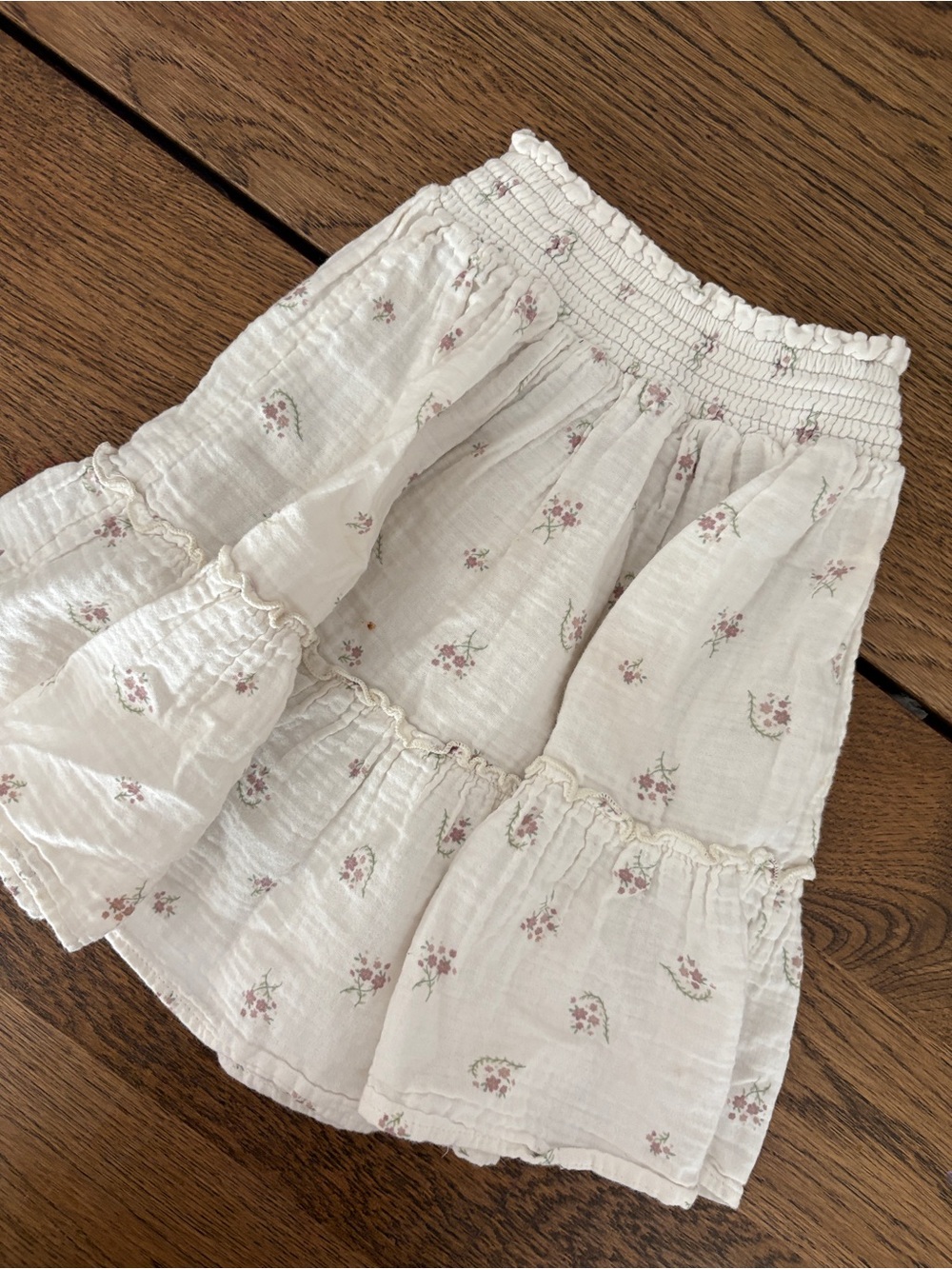 Easy-Easy floral cotton smocked midi skirt